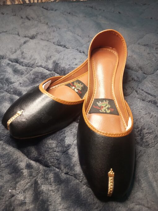 Classic Black Leather Khussa