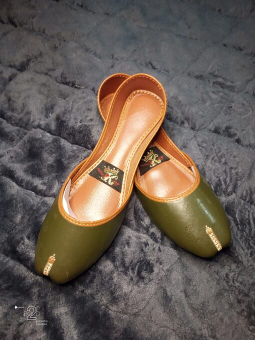 Classic Green Leather Khussa