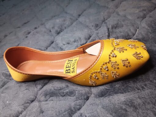 Yellow Embellished Traditional Khussa - Image 3