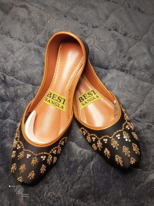 Black Embellished Traditional Khussa - Image 2